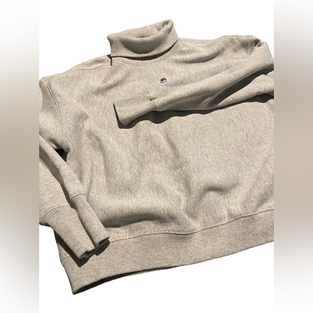 Champion size XS turtle neck seeatshirt excellent condition see pics